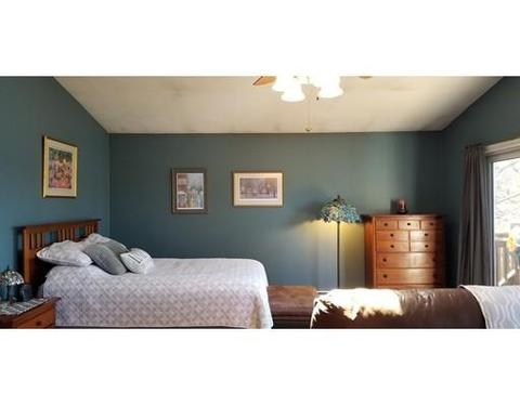 14 Bates Point Rd, Webster, MA 01570 photo 11