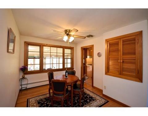 28 Squire Ln, Springfield, MA 01118 photo 9