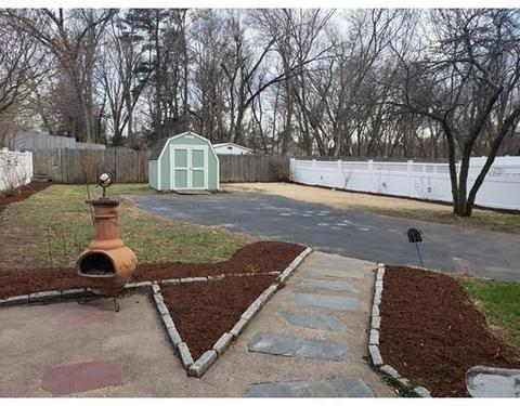 417 Plumtree Rd, Springfield, MA 01118 photo 14