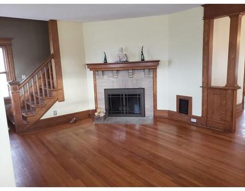 417 Plumtree Rd, Springfield, MA 01118 photo 2
