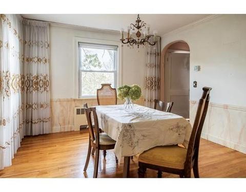 28 Cushing Rd, Brookline, MA 02445 photo 3