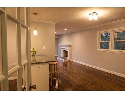 105 Wilkinson St, Worcester, MA 01606 photo 4