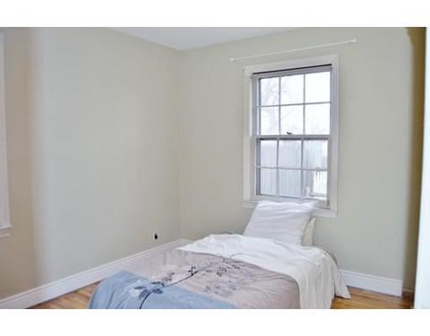 17 Balfour Dr, Springfield, MA 01118 photo 11