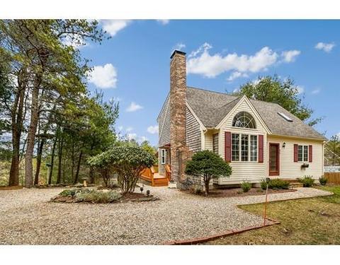 62 Shields Rd, Mashpee, MA 02649 photo 1