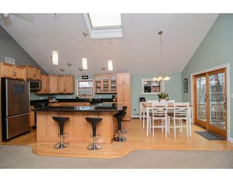 117 County Rd, Reading, MA 01867 photo 6