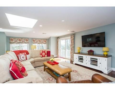 12 Petrini Cir, Needham, MA 02492 photo 6