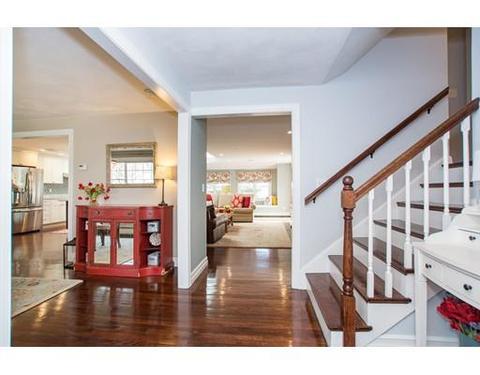 12 Petrini Cir, Needham, MA 02492 photo 2