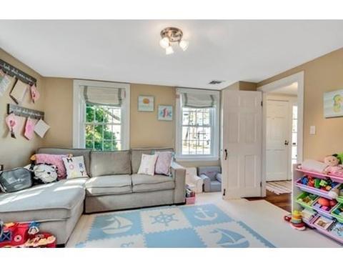94 Oak St, Reading, MA 01867 photo 17