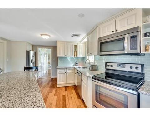 94 Oak St, Reading, MA 01867 photo 13