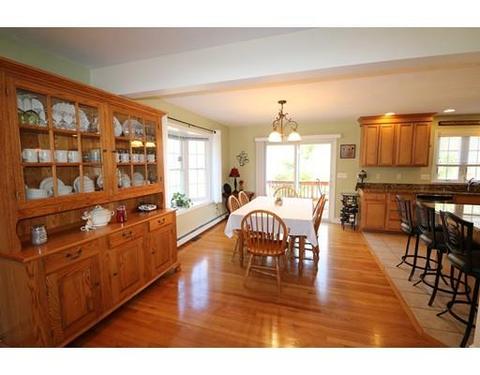205 Overlook Dr, Raynham, MA 02767 photo 9