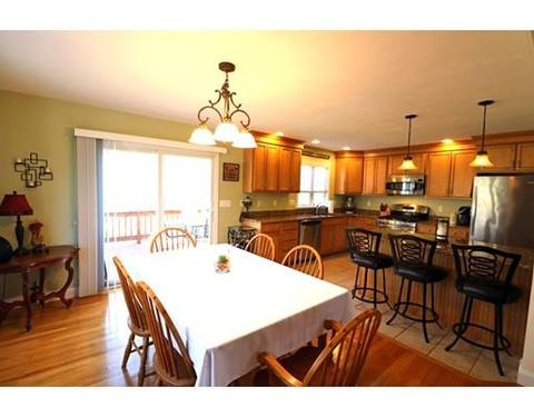 205 Overlook Dr, Raynham, MA 02767 photo 10
