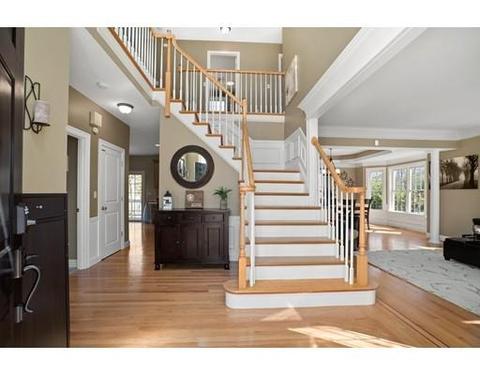 5 Dudley Rd, Mendon, MA 01756 photo 3