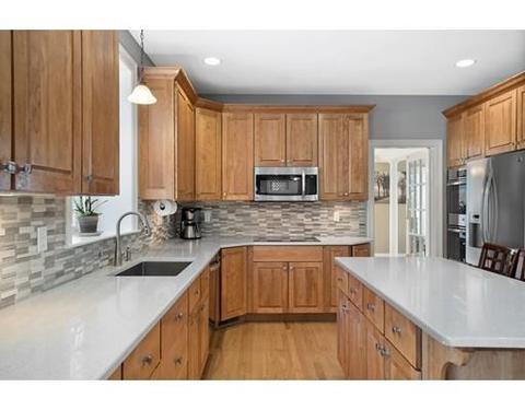 5 Dudley Rd, Mendon, MA 01756 photo 8