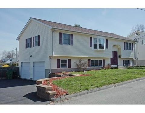 24 Montclair St, Chicopee, MA 01013 photo 2