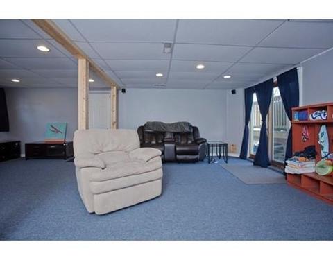 24 Montclair St, Chicopee, MA 01013 photo 23