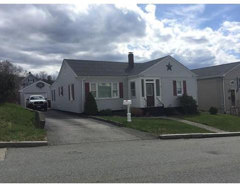 135 Bliss St, Fall River, MA 02720 photo 1