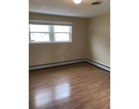 69 Coral Rd, Springfield, MA 01118 photo 8