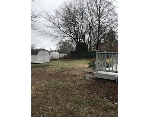 69 Coral Rd, Springfield, MA 01118 photo 12