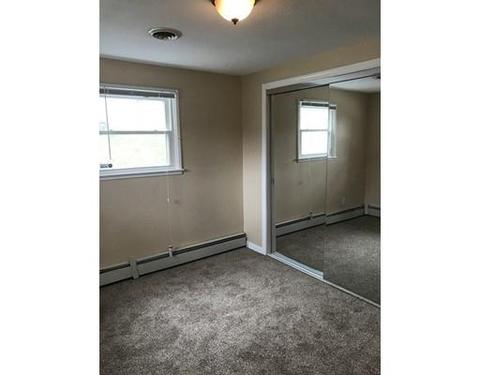 69 Coral Rd, Springfield, MA 01118 photo 9