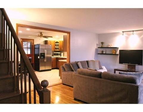 96 Warner Ave, Worcester, MA 01604 photo 4