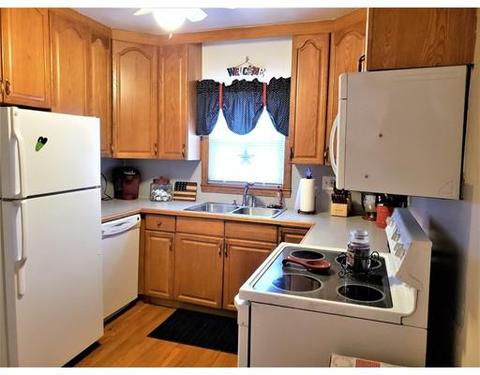 15 Steele St, Worcester, MA 01607 photo 3