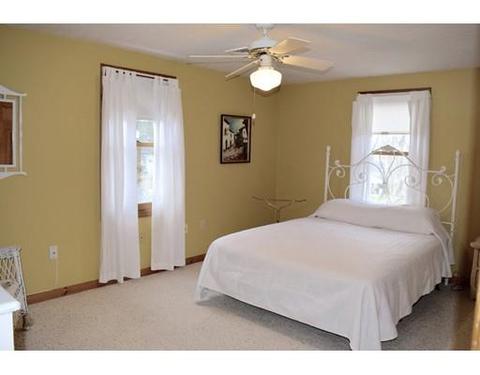 1 Cross St, Wareham, MA 02571 photo 5