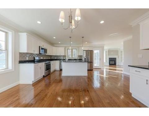 34 Hamilton Ave, Dedham, MA 02026 photo 18