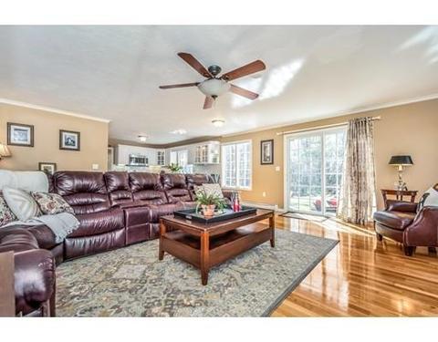 3 Carriage Ln, Maynard, MA 01754 photo 11