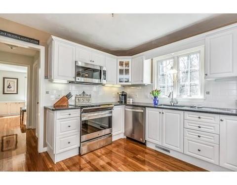 3 Carriage Ln, Maynard, MA 01754 photo 7
