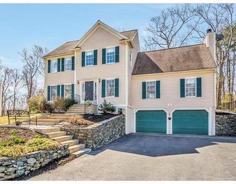 3 Carriage Ln, Maynard, MA 01754 photo 2