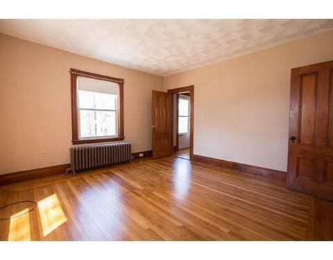 6 Rafferty Rd, Stoneham, MA 02180 photo 4