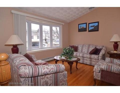 48 Silver Spring Ave, East Providence, RI 02914 photo 4