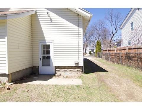 77 Huron St, Springfield, MA 01104 photo 30