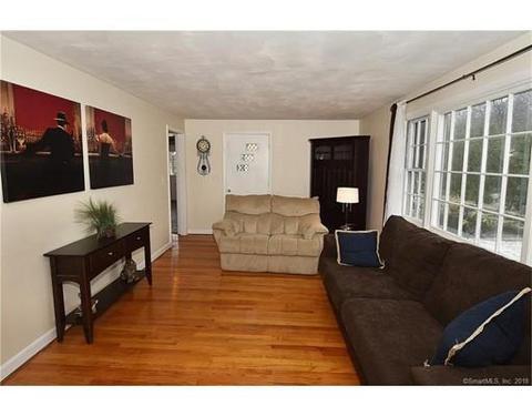 381 Park Ave, Windsor, CT 06095 photo 10