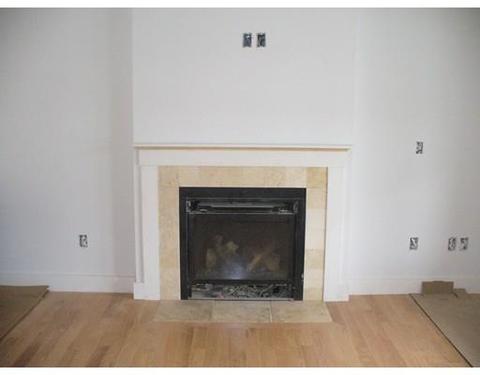 37 Cliveden St, Worcester, MA 01606 photo 3