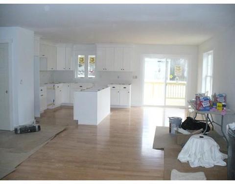 37 Cliveden St, Worcester, MA 01606 photo 5
