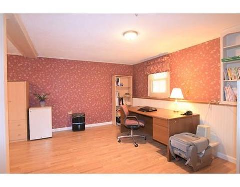 56 Mohawk Dr, Acton, MA 01720 photo 17