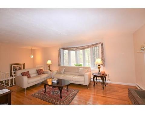 56 Mohawk Dr, Acton, MA 01720 photo 4
