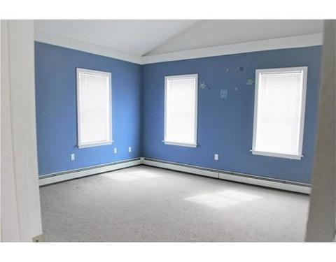 163 Railroad St, Woonsocket, RI 02895 photo 7