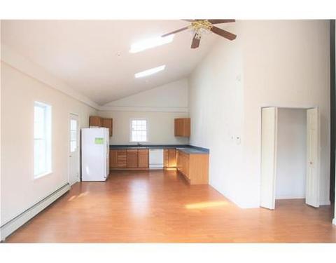 163 Railroad St, Woonsocket, RI 02895 photo 3
