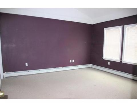 163 Railroad St, Woonsocket, RI 02895 photo 8