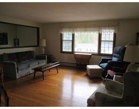 27 Westview Ter, Easthampton, MA 01027 photo 4