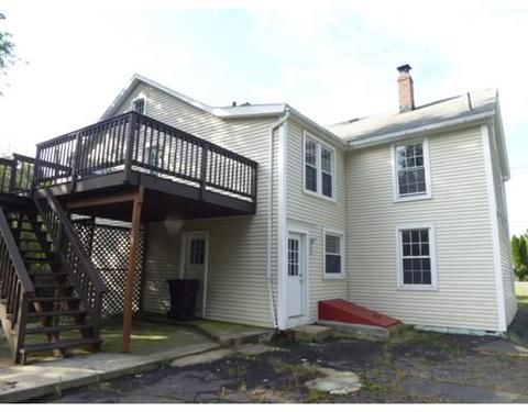 43 Northampton St, Easthampton, MA 01027 photo 4