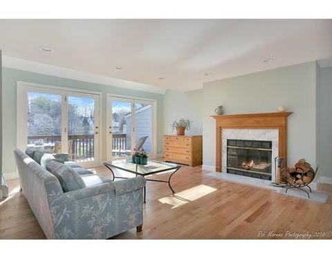28 High St #4, Beverly, MA 01915 photo 2