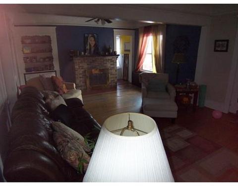 124 Stearns Ter, Chicopee, MA 01013 photo 9
