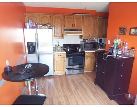 124 Stearns Ter, Chicopee, MA 01013 photo 4