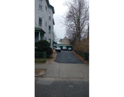 9 Bloomfield St, Springfield, MA 01108 photo 3