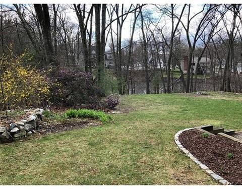 18 Flushing Rd, Saugus, MA 01906 photo 26