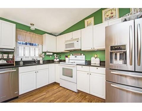 78 4th St, Worcester, MA 01602 photo 9