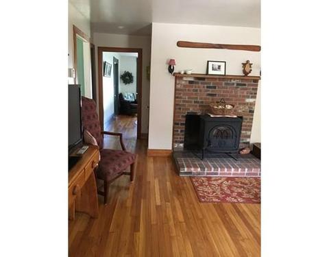 89 Broad St, Barre, MA 01005 photo 5
